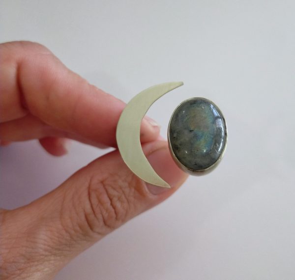 anillo ajustable media luna piedra labradorita 4
